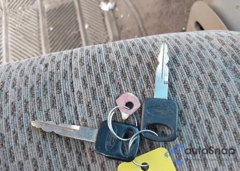 1998 Ford F150 from USA, damaged, VIN 1FTZX1760WNA72251